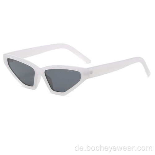 Neue personalisierte kleine Rahmen dreieckige Katzenaugen-Sonnenbrille Trendsetter Hip-Hop-Disco-Sonnenbrillen für Männer und Frauen Street Shooting